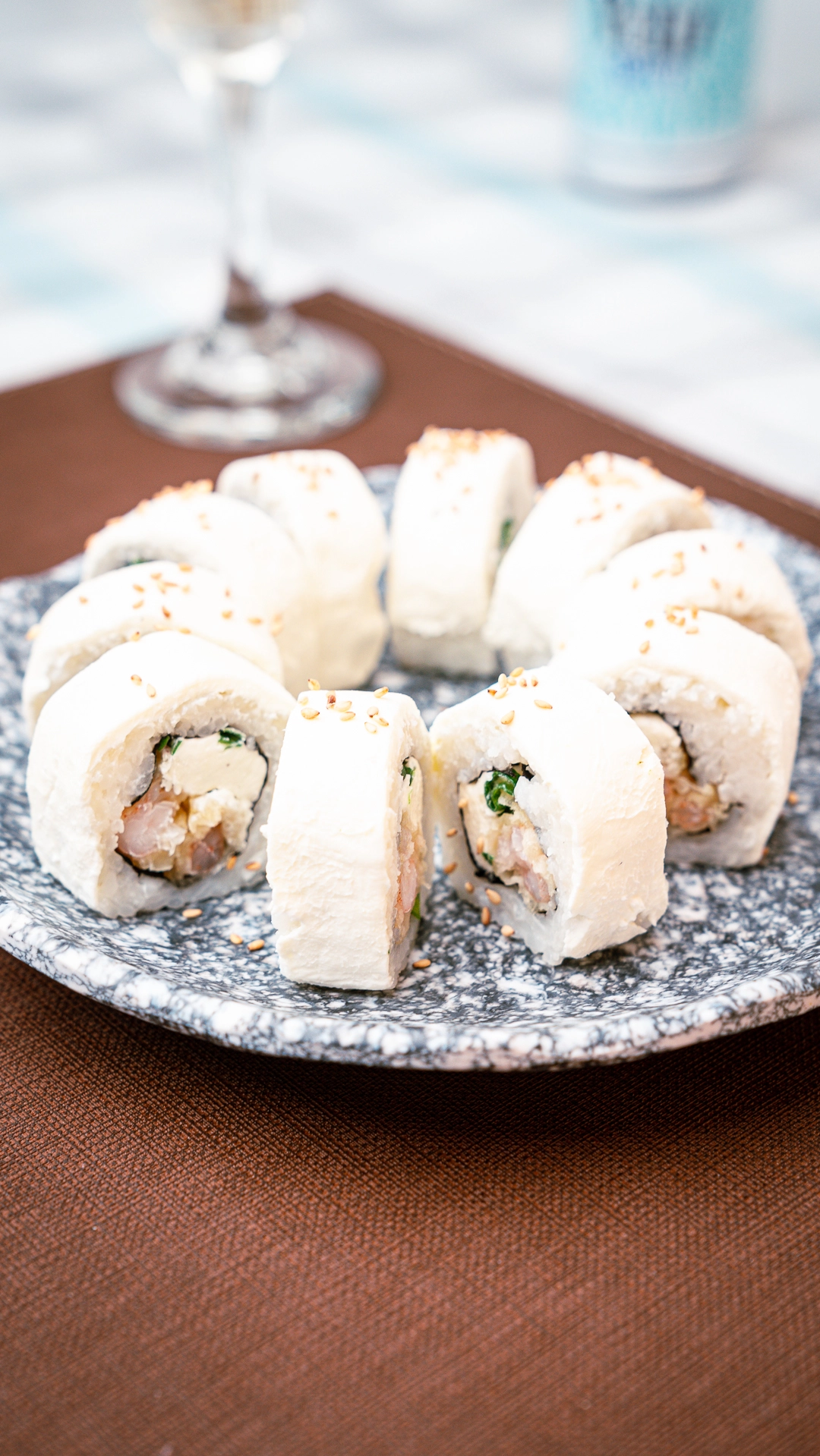 Rolls artesanales de Kappo Sushi listos para servir